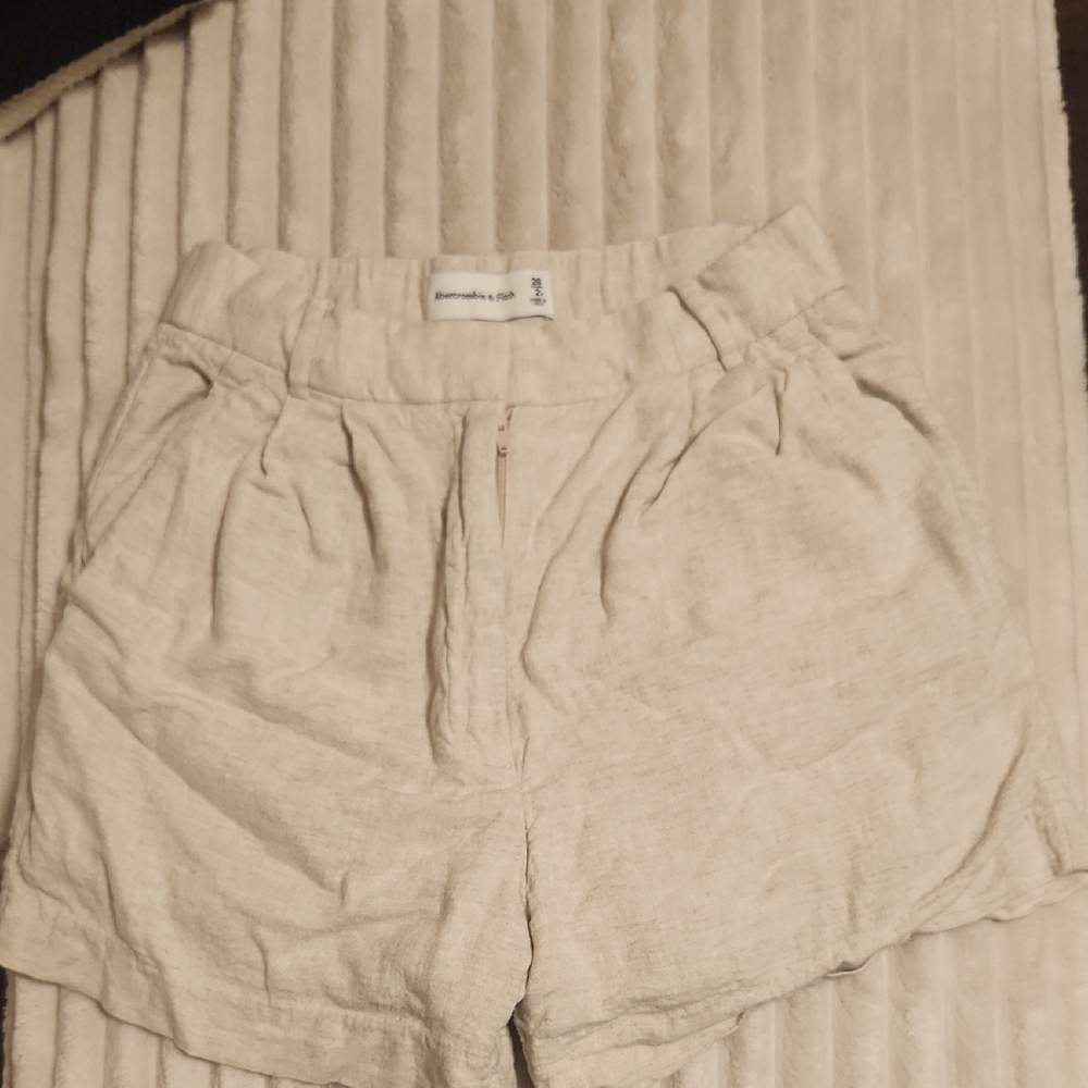 A&F Sloane Linen Blend Tailored Shorts